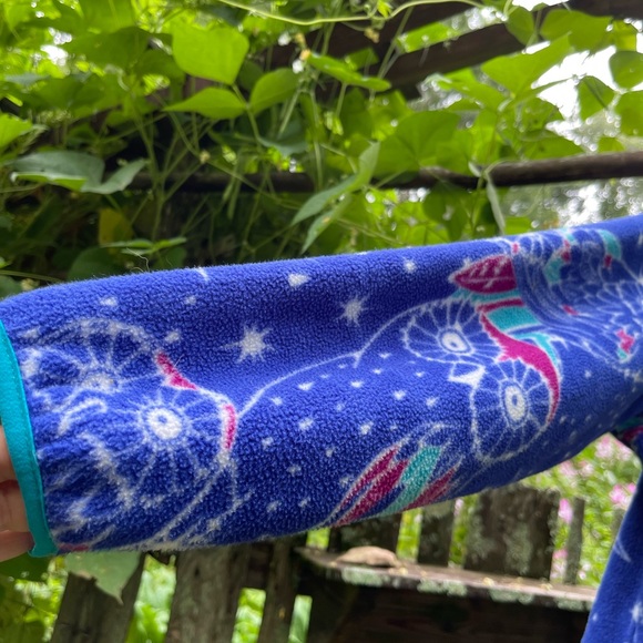Patagonia Blue and Green Owl Print Fleece Jacket - Picture 2 of 6